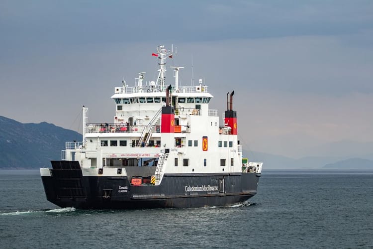 Caledonian Review (2026): Is This the Best Way to See Scotland by Coach or Train?